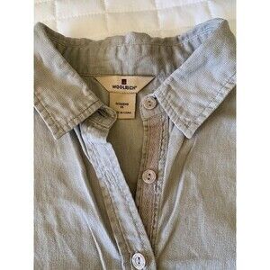 Woolrich womens Medium short sleeve lightweight corduroy button up barn rugged